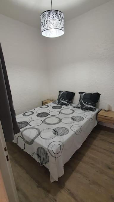 Appartement Centre-Historique 70 M2 Fréjus Exteriér fotografie